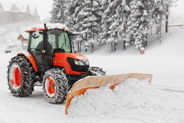 Tractor Snow